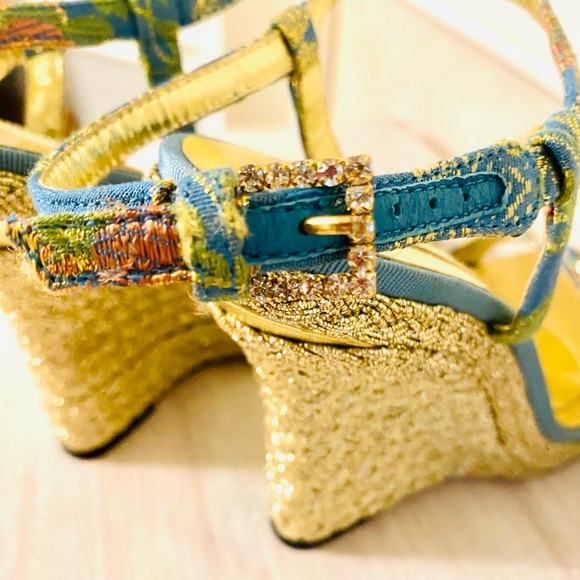 LAUNDRY by Shelli Segal Rhinestone and GOLD braided High Heel Sandals - Picture 6 of 12